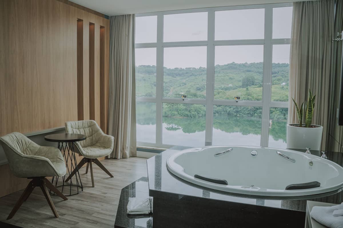 suíte premium king | 1 bedroom, minibar, soundproofing, iron/ironing board