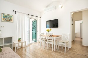 House | Living room