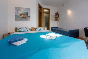 2 bedrooms, free WiFi