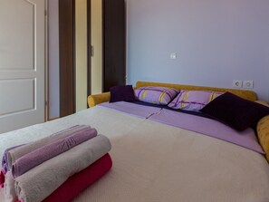 3 habitaciones, tabla de planchar con plancha y wifi gratis 