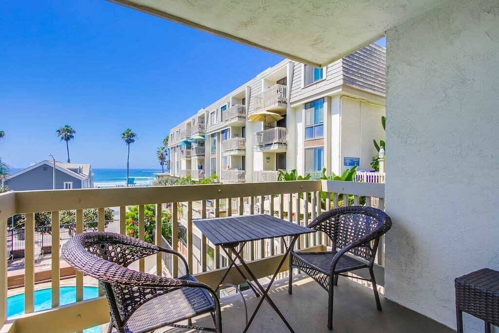 Beachfront 1BR Condo | Pool | Hot Tub | Sleep 4
