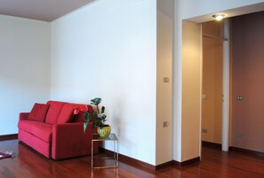 Appartement, 3 chambres | Salle de séjour