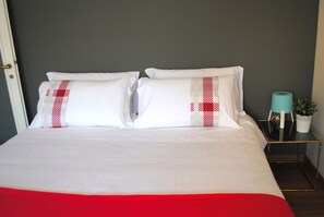 Apartment, 3 Bedrooms | 3 bedrooms, laptop workspace, iron/ironing board, free WiFi - Bnbook - Sesto Calende Train Station (Sesto Calende)