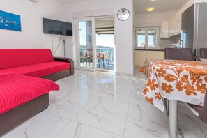 Apartment (A2) | Living room