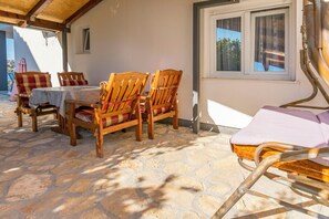 Apartment (A4) | BBQ/picnic Area