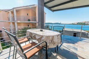 아파트 (A2) | 수변 전망