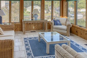 TV, fireplace - South Bethany canal-front house w/ grill, boat dock, and outdoor shower (Bethany Beach)