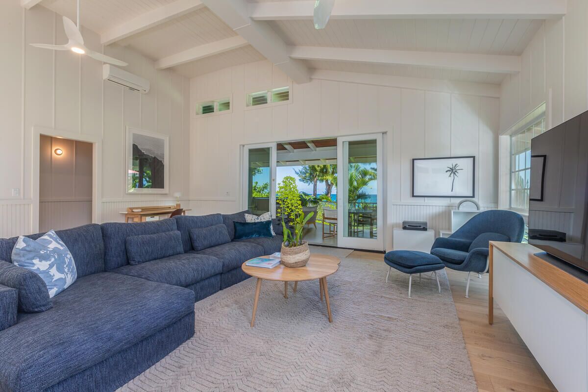 Beachfront Haena home with A\/C - Near Tunnels Beach - Photo 22