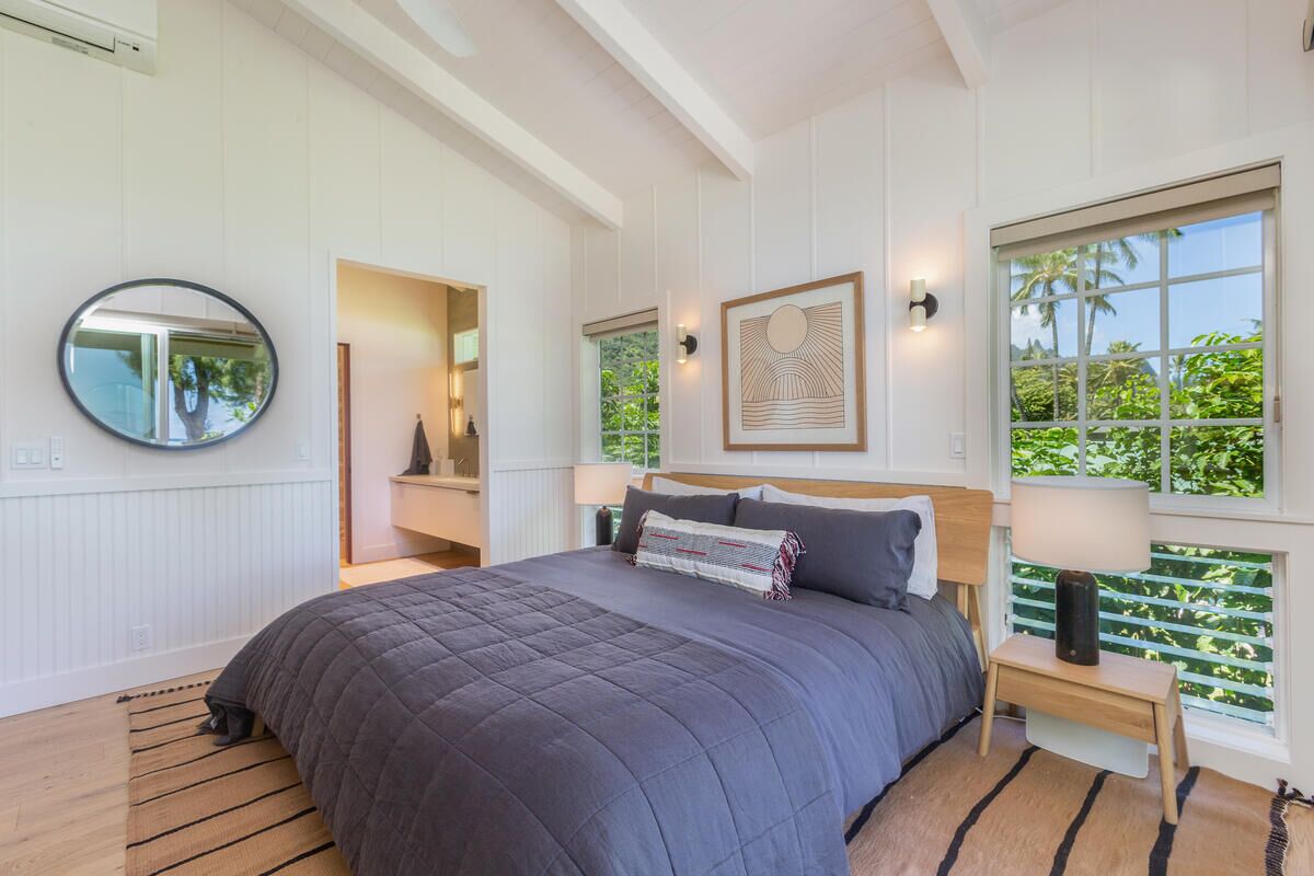 Beachfront Haena home with A\/C - Near Tunnels Beach - Photo 8