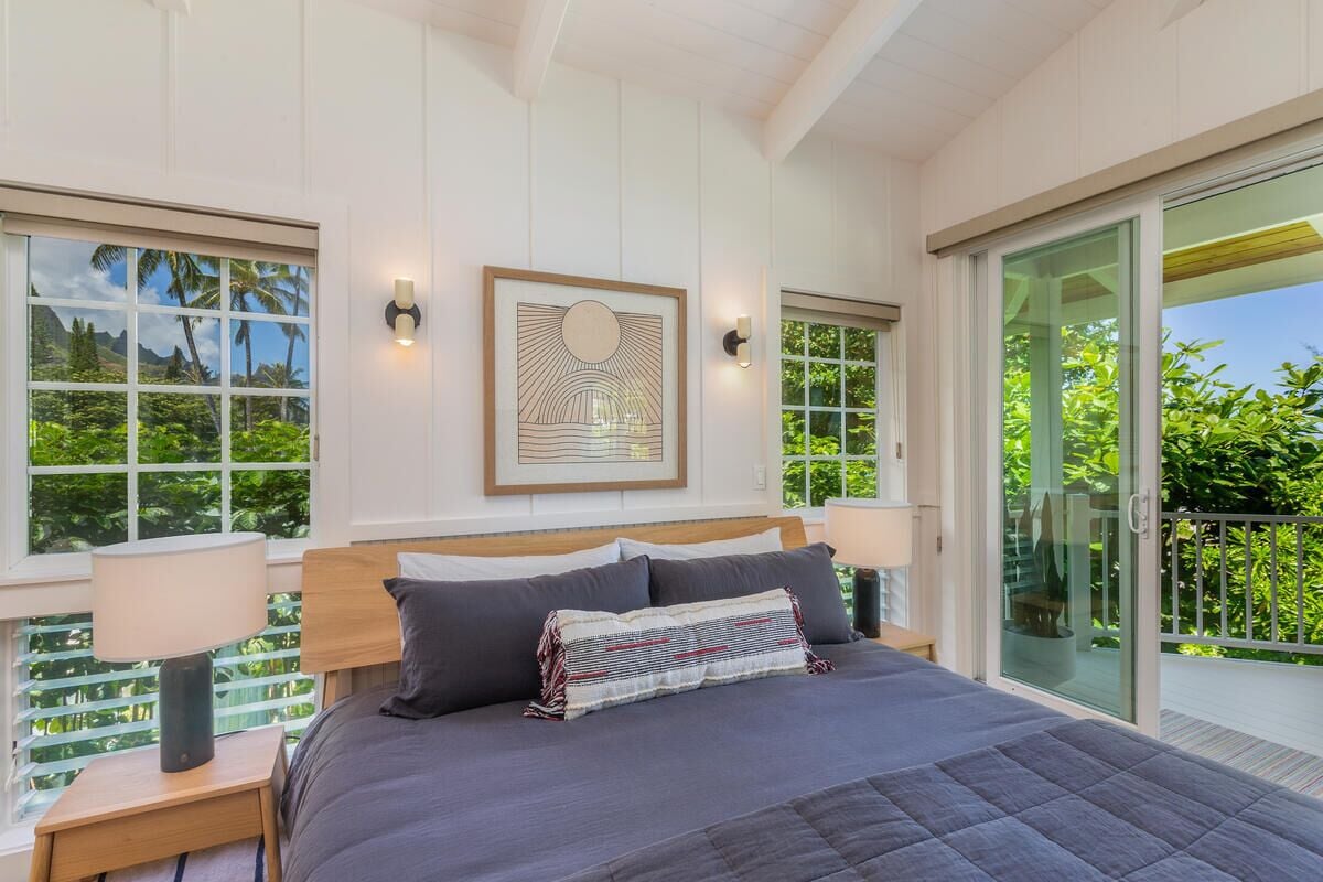 Beachfront Haena home with A\/C - Near Tunnels Beach - Photo 3