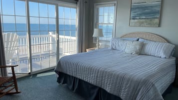 5 bedrooms, desk, iron/ironing board, travel crib