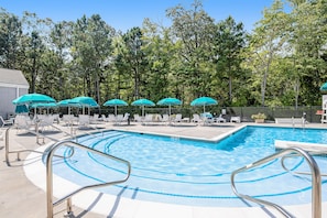 Innenpool, beheizter Pool
