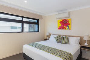 3 habitaciones, tabla de planchar con plancha y wifi gratis 