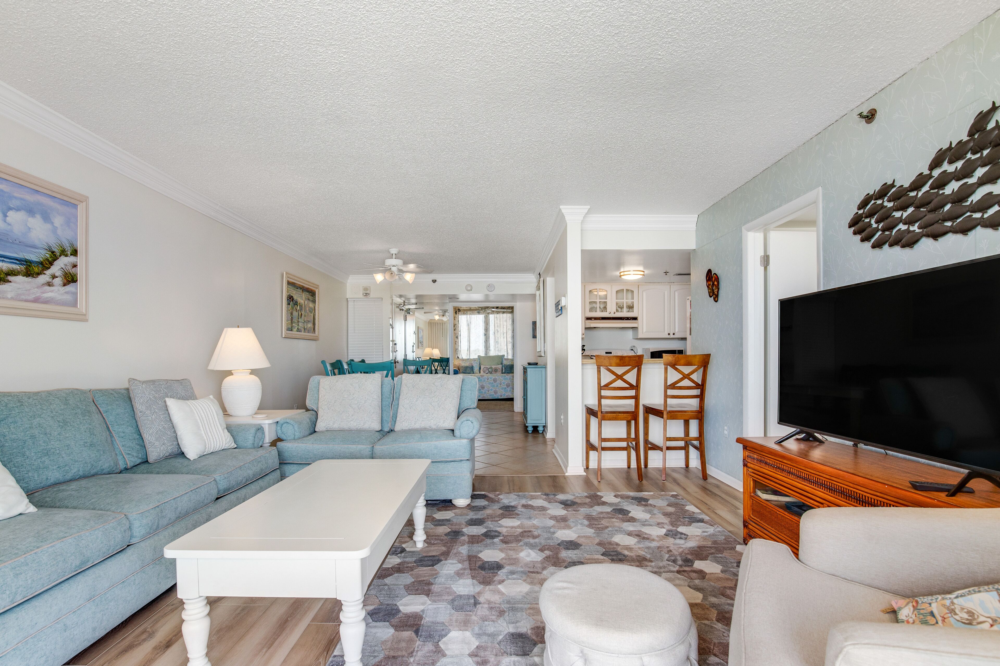 Sea Colony 7th-floor condo with oceanfront indoor/outdoor pools - steps to beach