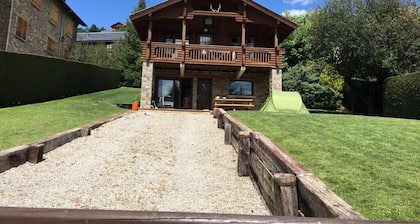 Fabuleux chalet Ă  15minutes des pistes!