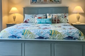 4 bedrooms, iron/ironing board, WiFi, bed sheets - Sea Colony Tennis townhouse with basketball court, gym, & tennis court (Bethany Beach)