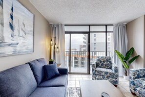 TV - Beachfront resort with indoor/outdoor pools, lazy river, hot tub, gym (Myrtle Beach)