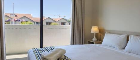 3 chambres, fer et planche Ă repasser, Wi-Fi gratuit, draps fournis