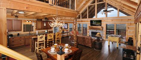 المنشأة من الداخل