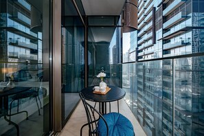 Balcony - HiGuests - Marina Gate Tower (Dubai)