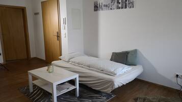 1 Schlafzimmer, Bügeleisen/Bügelbrett, WLAN, Bettwäsche