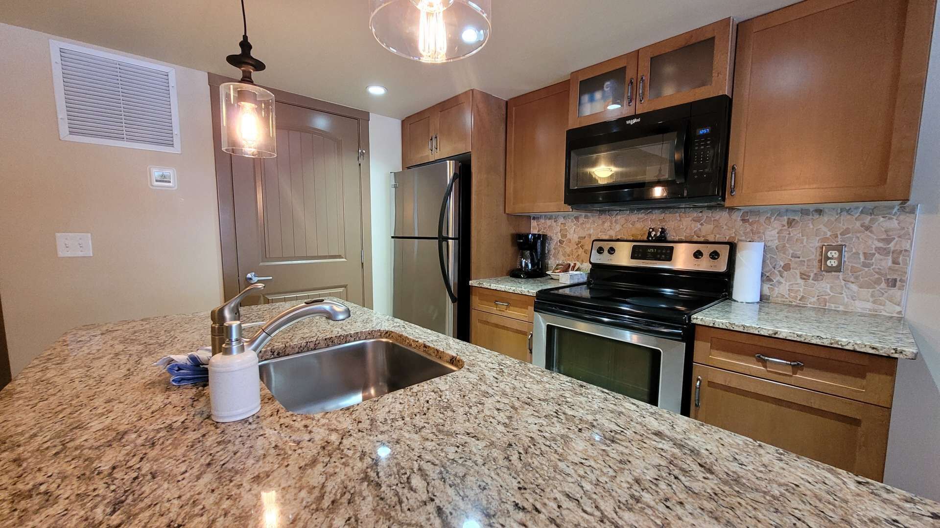 Canmore - Copperstone - 1 Bedroom + Den