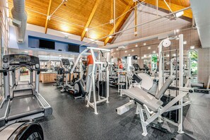 Fitness facility - Bear Trap Dunes townhouse with sports courts & pools, dog-friendly (Ocean View)