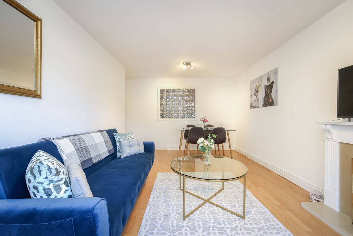 Suites by Rehoboth ★ The Hyde ★ London Zone 3