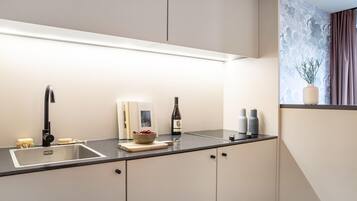 Standard Apartment, 1 Queen Bed, Kitchen (Full Kitchen) | Private kitchenette | Espresso maker, coffee/tea maker, dishwasher, electric kettle