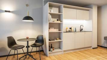 Standard Apartment, 1 Queen Bed, Kitchen (Full Kitchen, Medium) | Private kitchenette | Dishwasher, espresso maker, coffee/tea maker, electric kettle