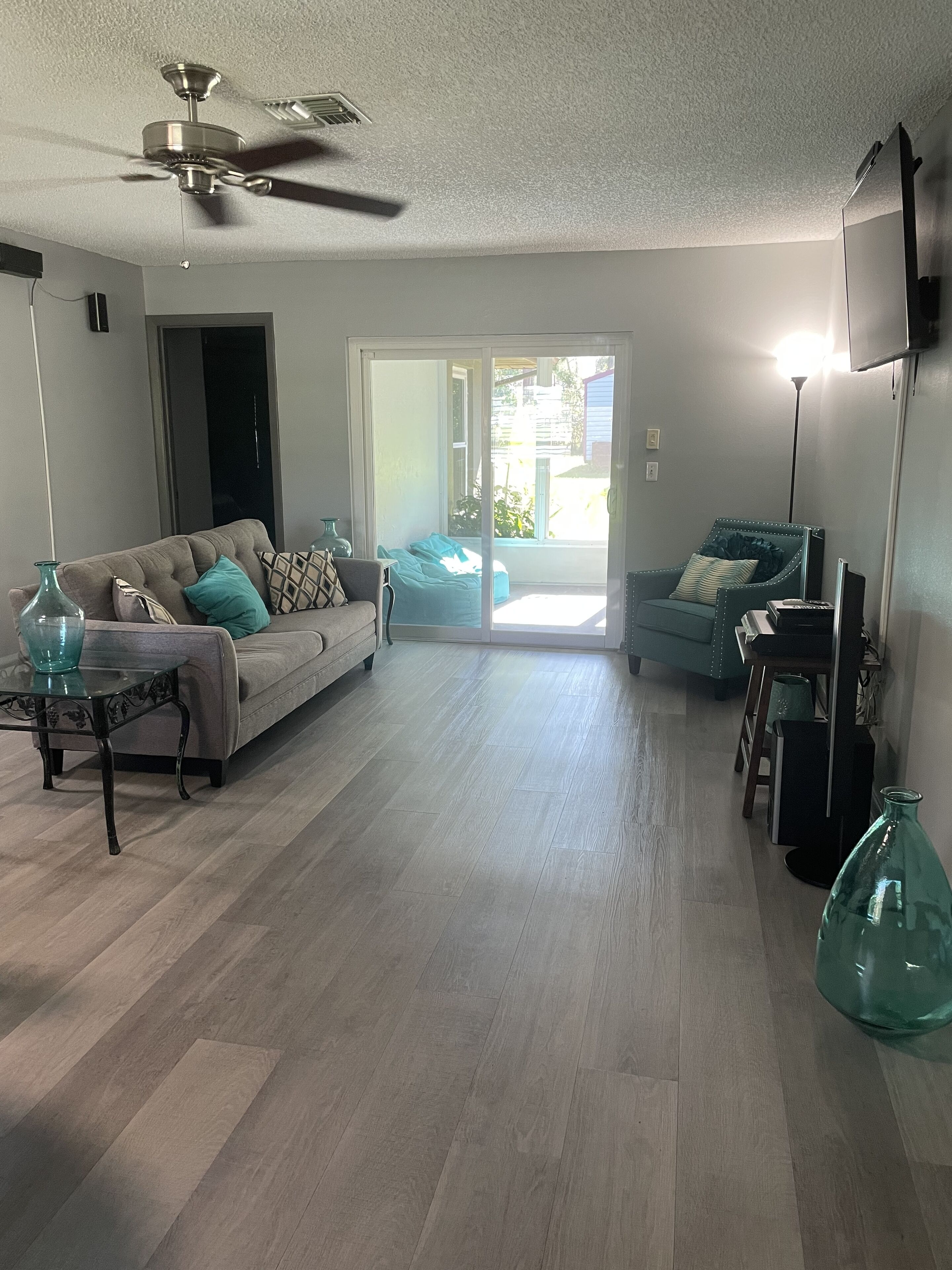 Cute house 2/2 close to rainbow springs