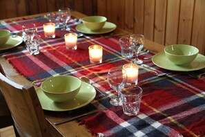 Dining - Rowan Cabin - Authentic log cabin, close to loch shore, with hot tub. (Dalavich)