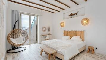 4 bedrooms, memory foam beds, blackout drapes, iron/ironing board