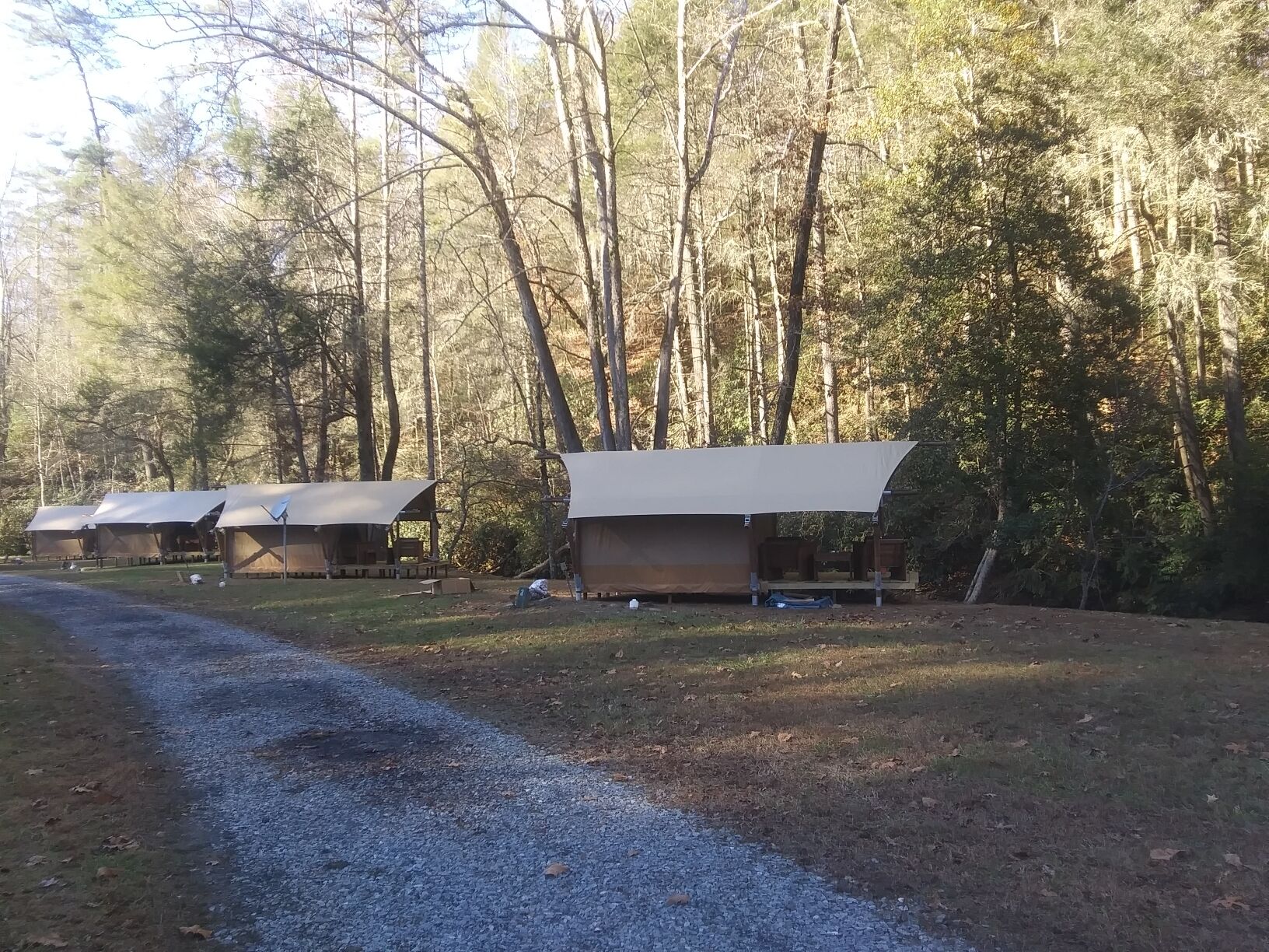 Glamping- Firepits - Smores- Creekside - Private- Serenity under the dark sky 