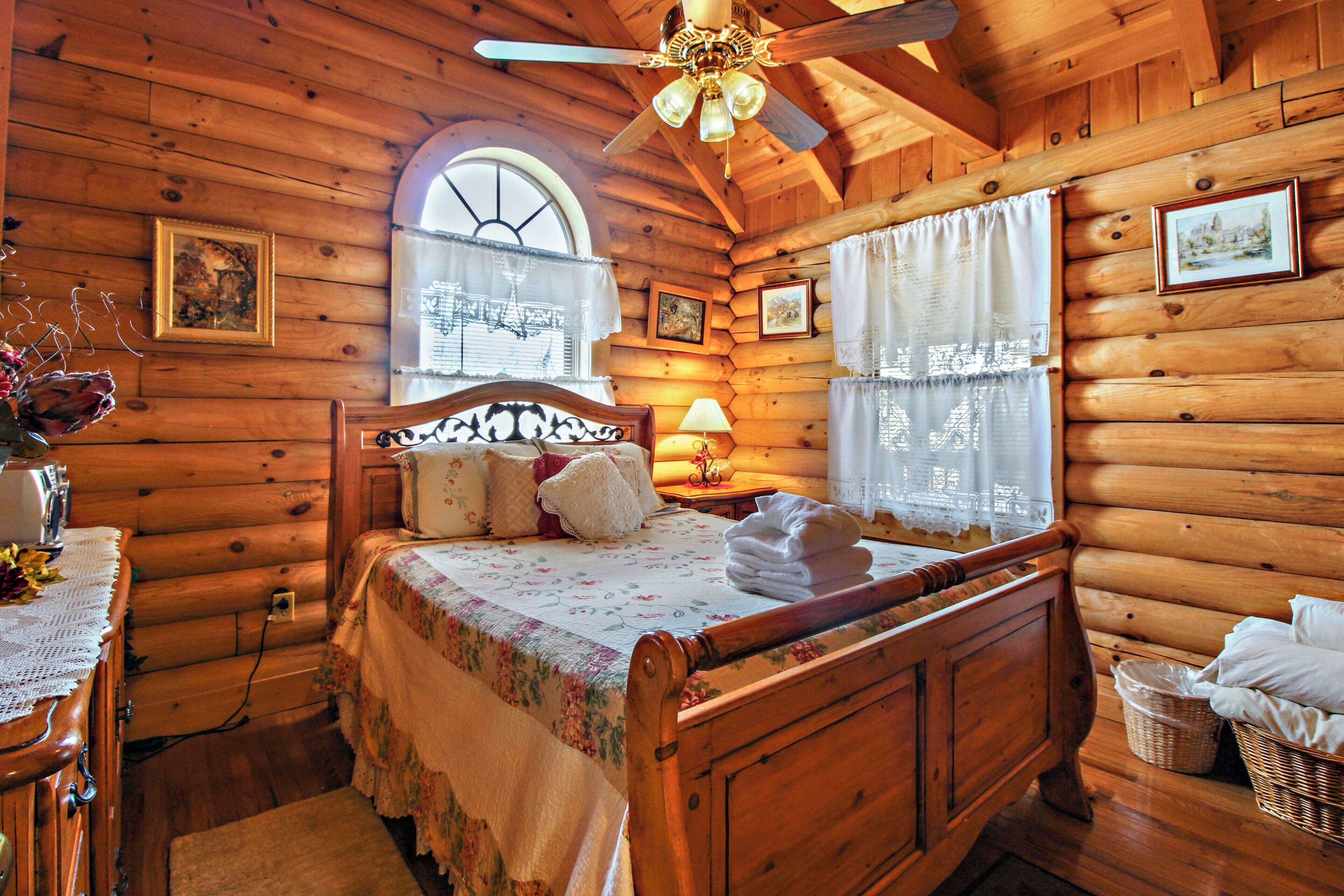 Studio (2 Bedrooms) | Property amenity