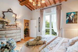 3 bedrooms, iron/ironing board, free WiFi, bed sheets - VILLA GIANNA, the Secret Interior Designer's Private Retreat with Pool (Montecarlo)