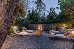 Property grounds - VILLA GIANNA, the Secret Interior Designer's Private Retreat with Pool (Montecarlo)