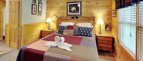 Studio (2 Bedrooms) | Property amenity