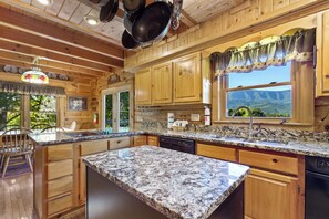 Studio (3 Bedrooms) | Property amenity - Angels View by Jackson Mountain Rentals (Gatlinburg)