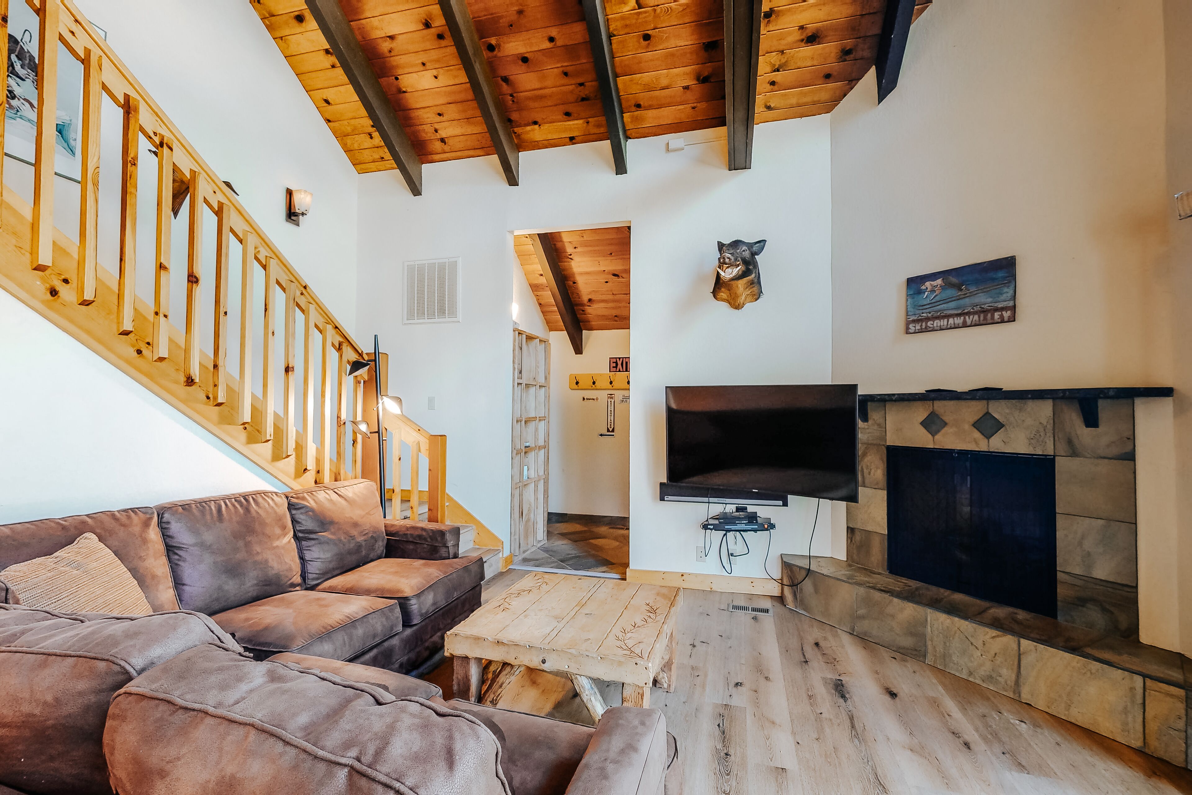 Dog-Friendly Mountain Chalet w/ a Private Hot Tub - Close to Skiing & the Lake