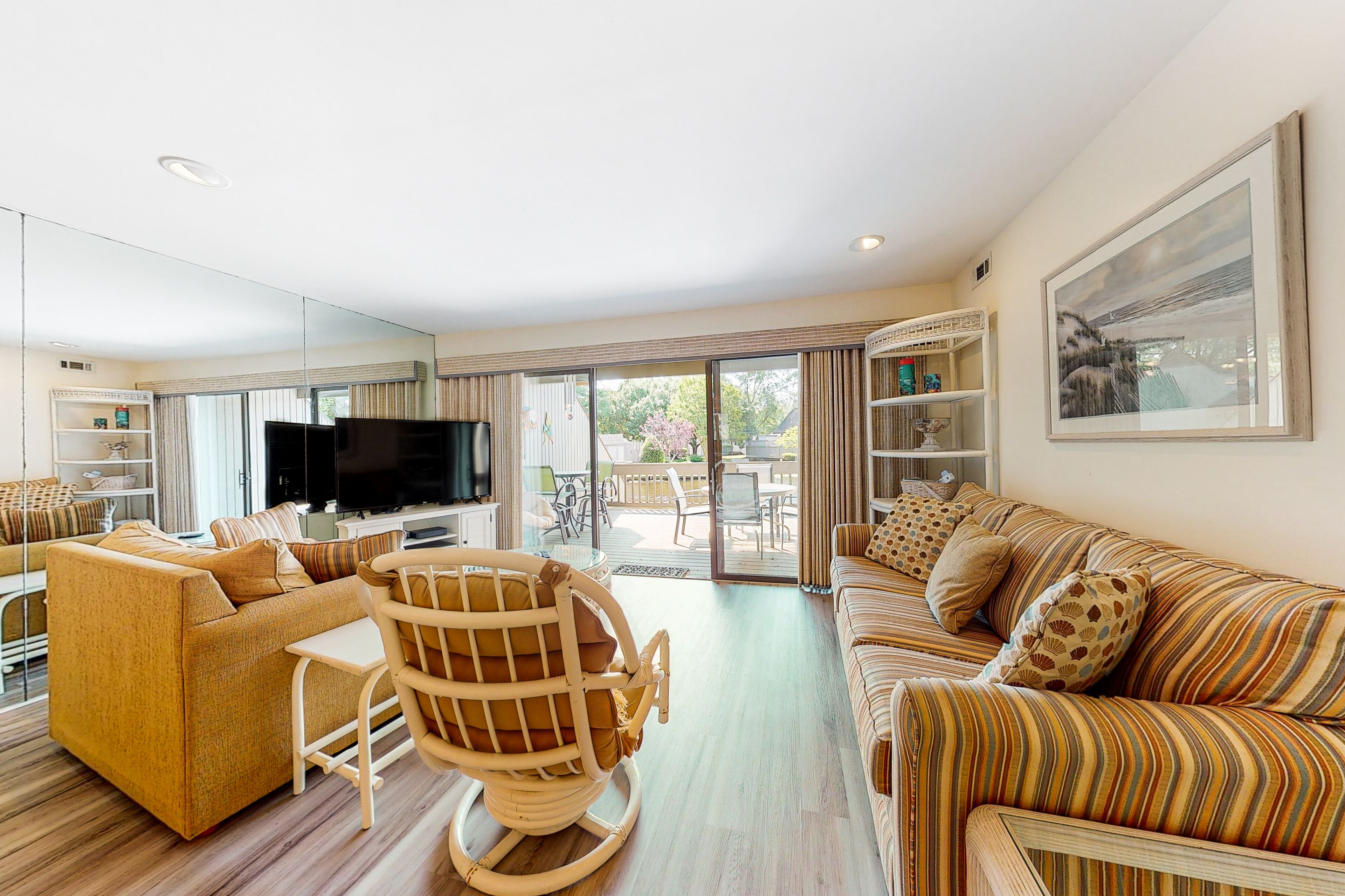 Sea Colony Tennis 1st floor condo w/ shared sauna, basketball court, & WiFi!