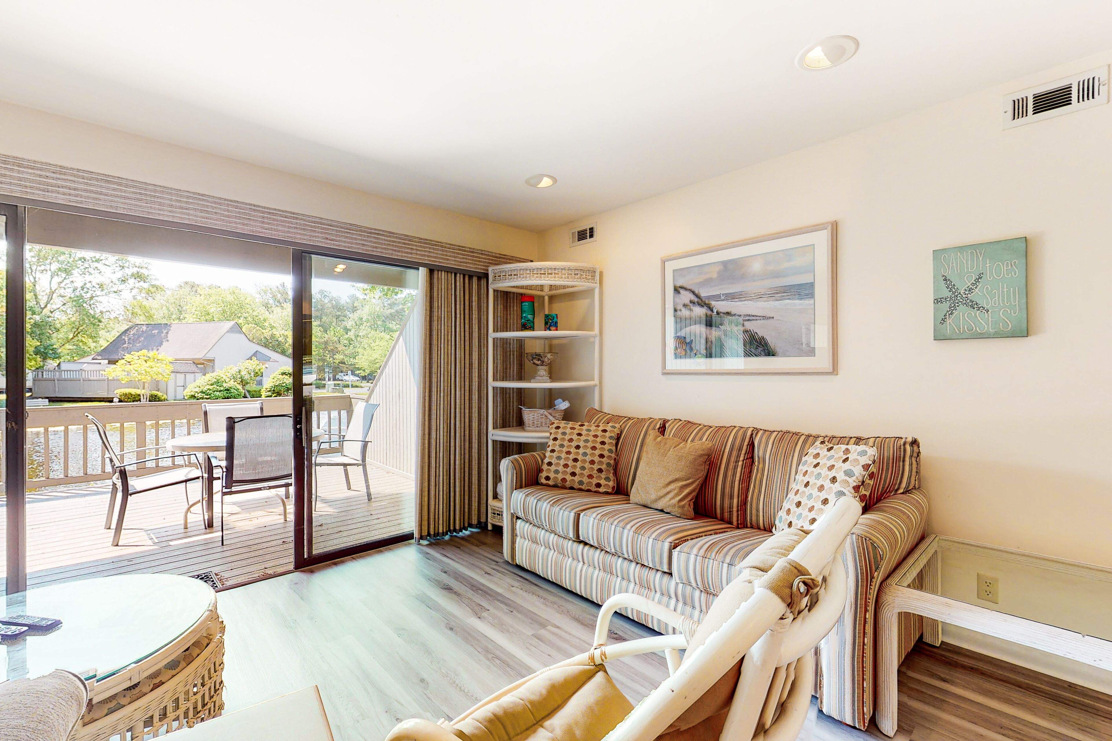 Sea Colony Tennis 1st floor condo w/ shared sauna, basketball court, & WiFi!