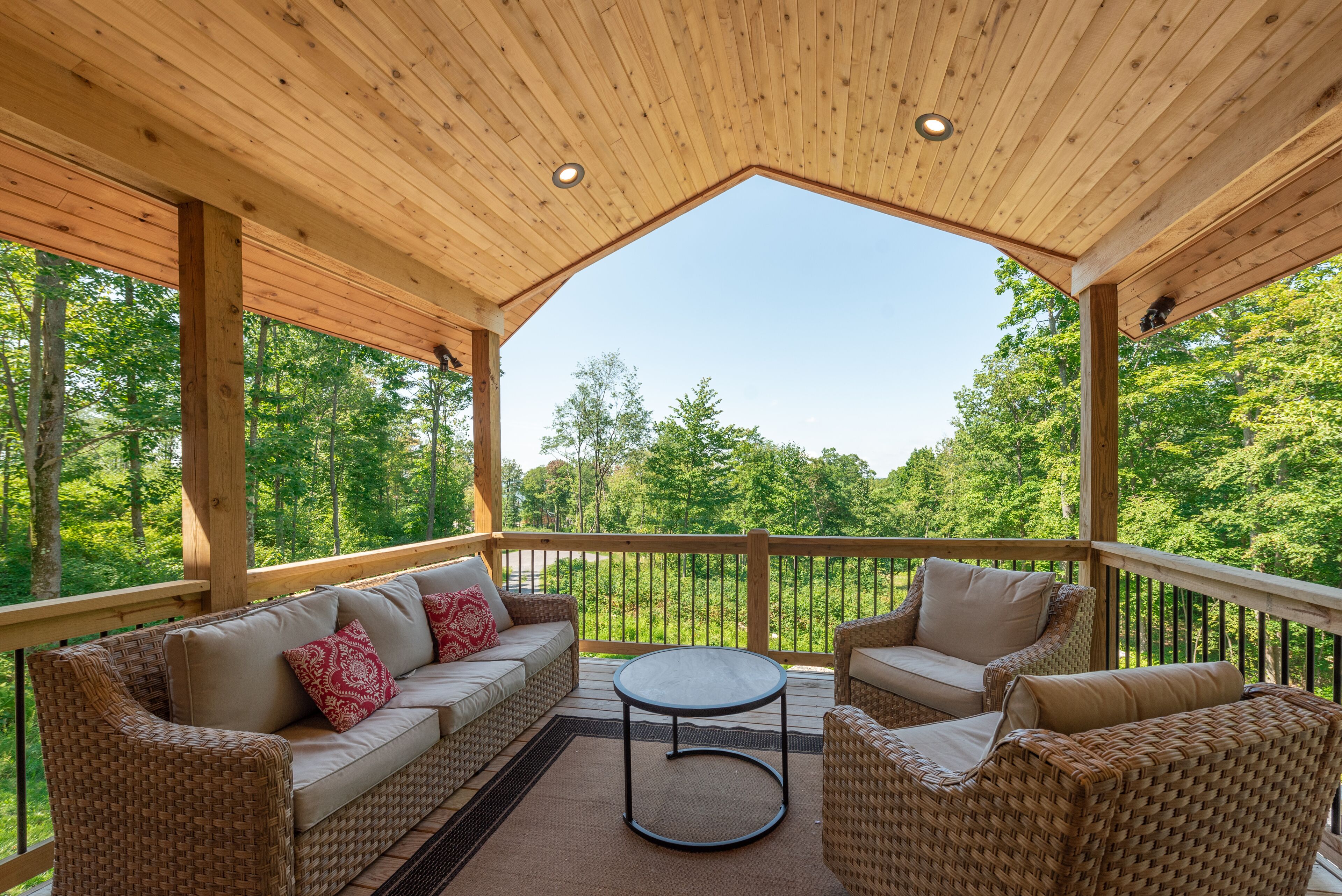 Fernwood Peak: Lake Area, Ski Area, Dogs Welcome, Fireplace, Fire Pit!