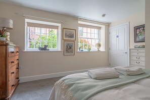 1 bedroom, desk, iron/ironing board, travel cot