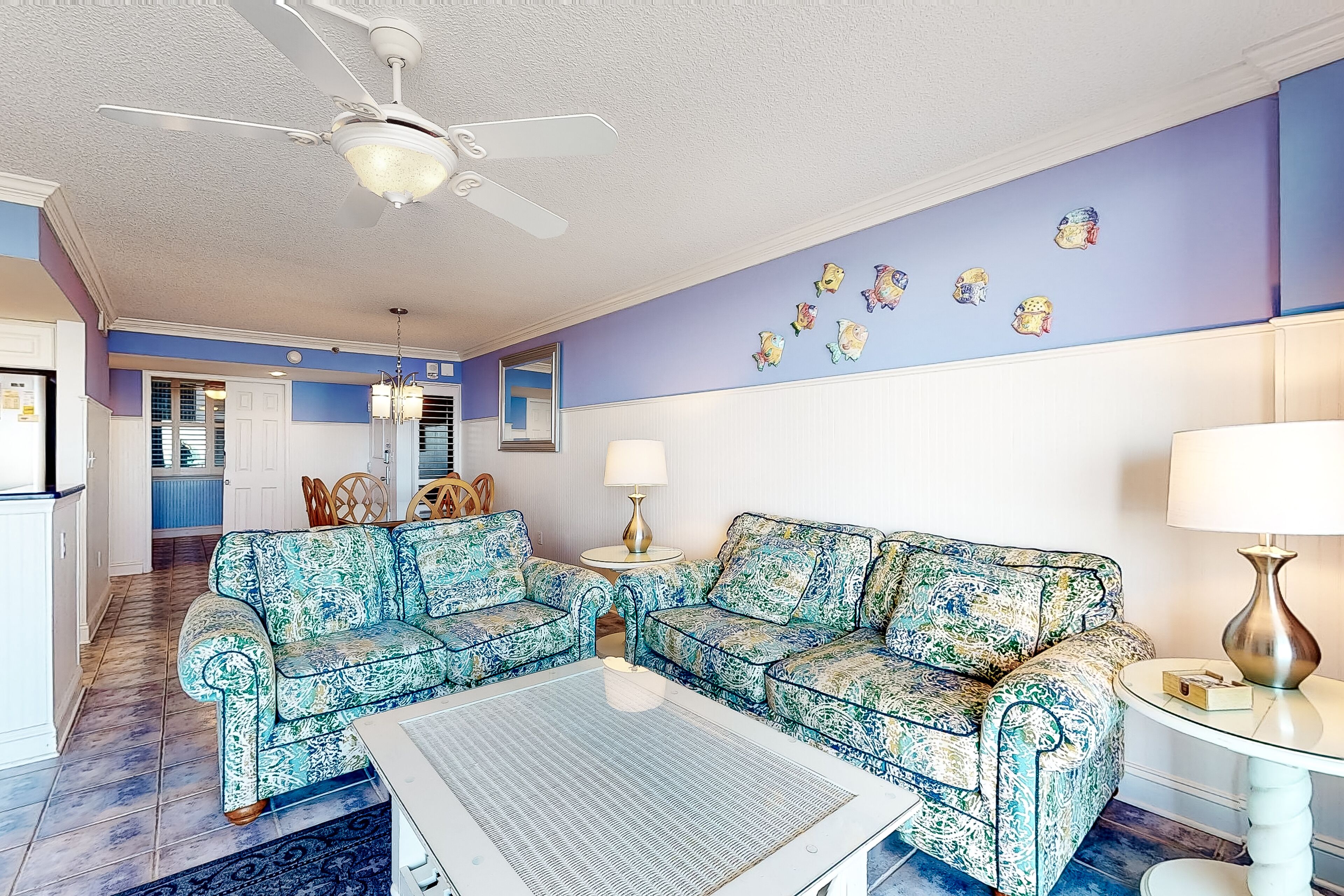 Sea Colony Ocean 6th floor condo w/ balcony, tennis court, and basketball court