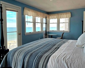 3 slaapkamers, een strijkplank/strijkijzer, wifi, beddengoed