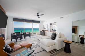 Smart TV, fireplace, DVD player, books