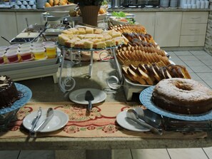 Desayuno buffet incluido todos los días 
