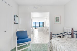 3 quartos, ferros/tábuas de passar roupa, Wi-Fi, roupa de cama