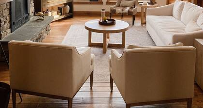 Luxury Lodge w/ Grand Mountain Views;10-15 Miles to Whitefish & Glacier Nat Park